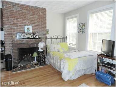 Main picture of 42 Phillips St