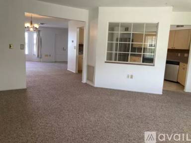 Main picture of 1790 Elm Dr