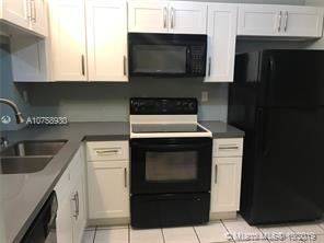 Main picture of 10473 NW 11th St