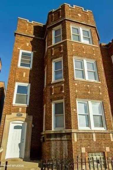 Main picture of 8053 S Carpenter St