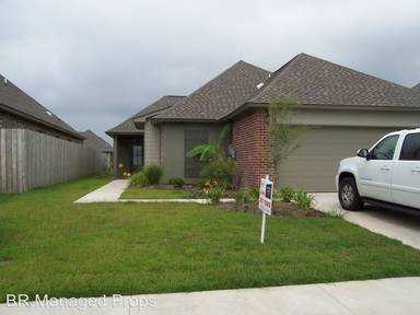 Main picture of 9062 Winding Lake Ave