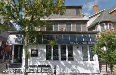 Main picture of 182-184 Angell St