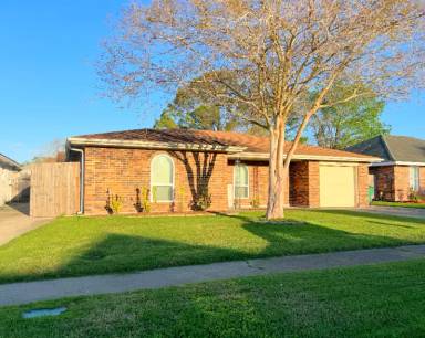 Main picture of 3112 Gatt Dr