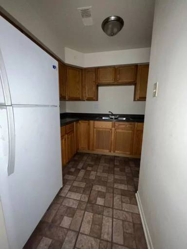 Main picture of 7530 S Saginaw Ave