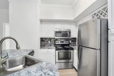 Main picture of Ashton at Waterford Lakes