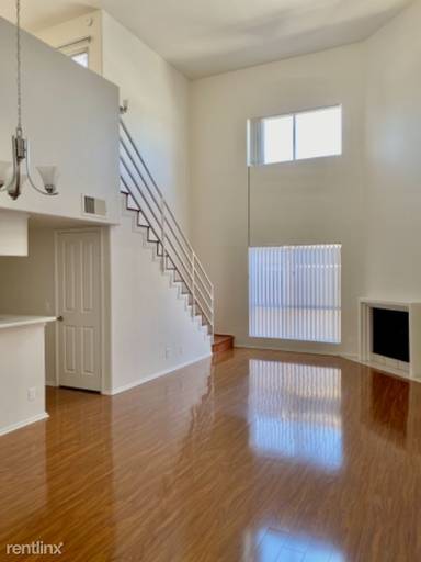 Main picture of 5405 Kester Ave