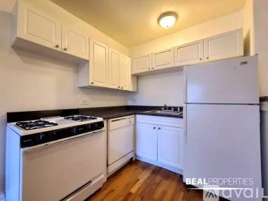 Main picture of 1347 N Dearborn St