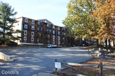 Main picture of 1190 Charles St