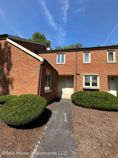 Main picture of 24 Beechtree Ln