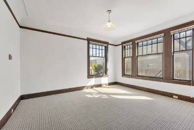Main picture of 1295 15th Ave