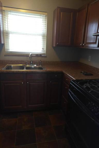 Main picture of 736 S Chesterfield Rd