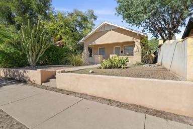 Main picture of 509 E 2nd St