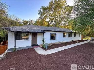 Main picture of 204 24th St