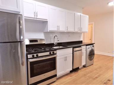 Main picture of 4216-4226 N Clark St