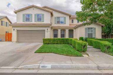 Main picture of 44112 Raven Ln