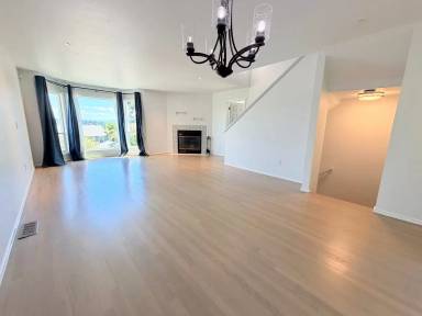 Main picture of 3831 25th Ave W