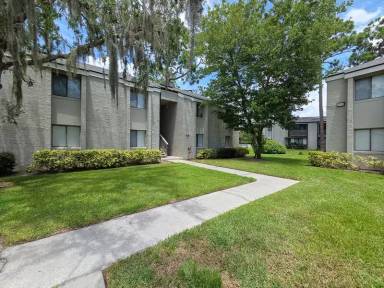 Main picture of 152 Springwood Cir