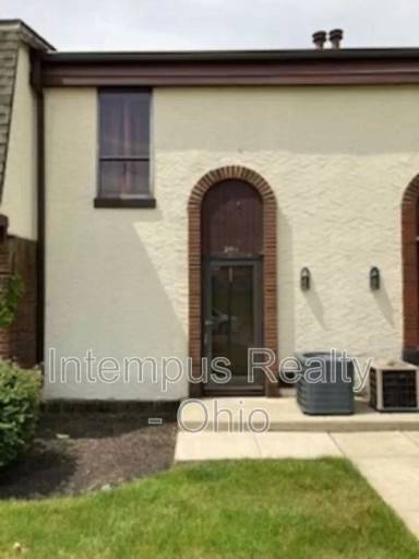 Main picture of 2011 Baldwin Rd