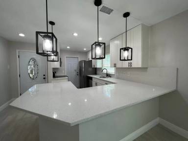 Main picture of 1304 Candlewyck Dr