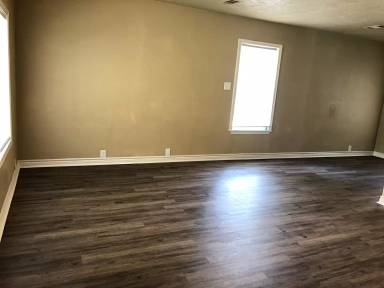 Main picture of 75 Jordan Dr