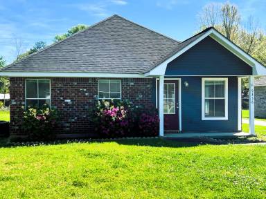 Main picture of 9356 Breeden Dr