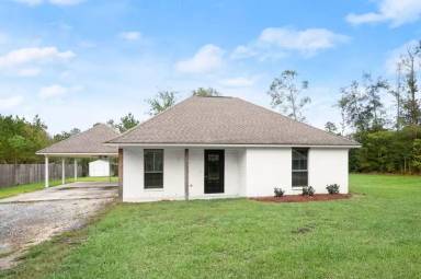 Main picture of 32590 Weiss Rd