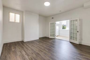 Main picture of 705 Brownsville Rd