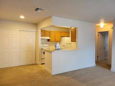 Main picture of 3822 Bay Club Circle