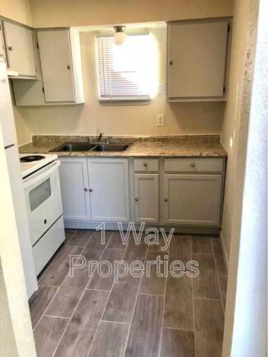 Main picture of 156 4th St
