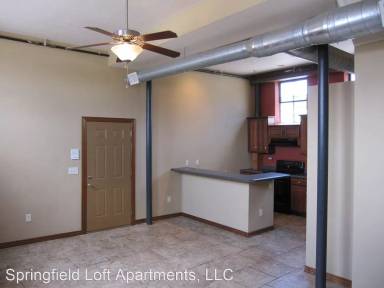 Main picture of 521 N Jefferson Ave