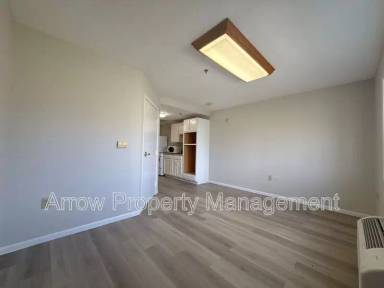 Main picture of 150 Poppe Dr