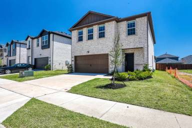 Main picture of 736 Portina Dr