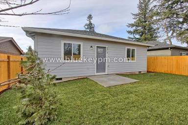 Main picture of 4014 NE 137th Ave