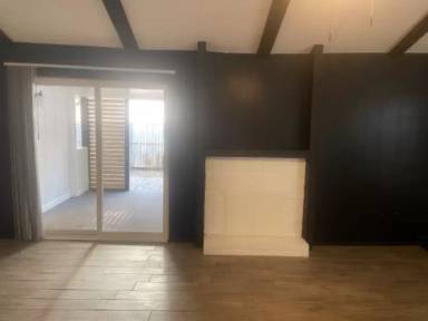 Main picture of 2623 Santiago Cir