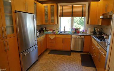 Main picture of 22 Brookford St