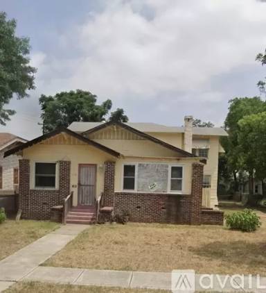 Main picture of 1105 E Drexel Ave