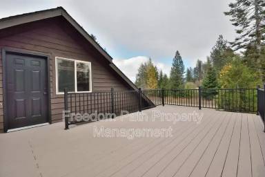 Main picture of 1729 Gypsy Bay Rd