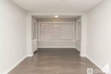 Main picture of 3925 N Keeler Ave