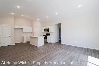 Main picture of 2338 E Cheyenne Ct