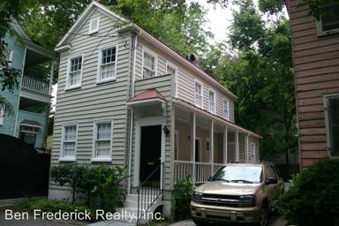 Main picture of 7 Murphy Ct