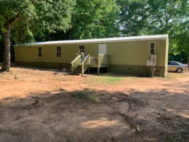 Main picture of 828 Breazeale St