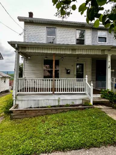 Main picture of 631 North St