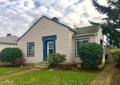 Main picture of 115 W 36th St