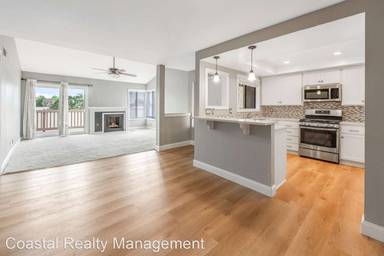 Main picture of 4831 Lago Dr