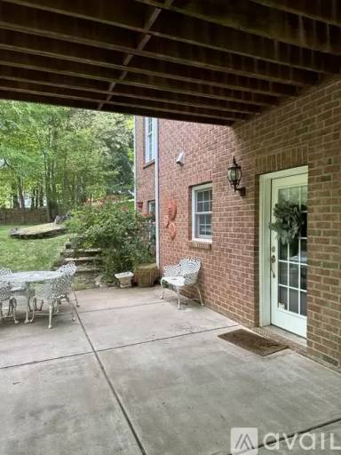 Main picture of 952 Hickory Stick Dr