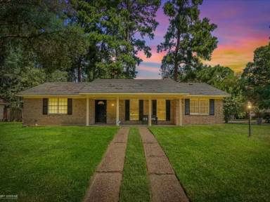 Main picture of 2000 Dulverton Ct