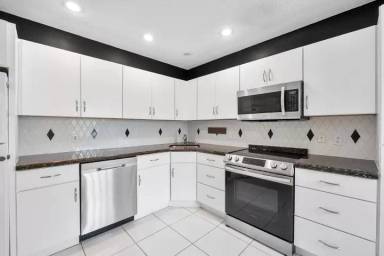 Main picture of 5153 Floria Dr