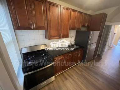 Main picture of 2855 W Cold Spring Ln