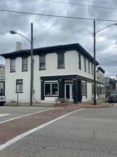 Main picture of 200 Dunn St & 128 Williams St Apartments