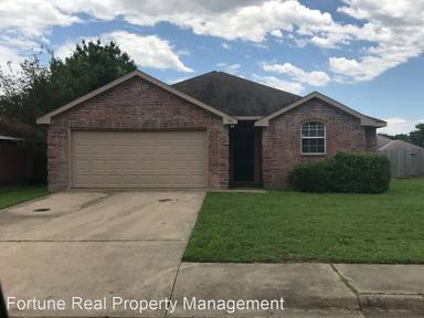 Main picture of 516 Starling Dr
